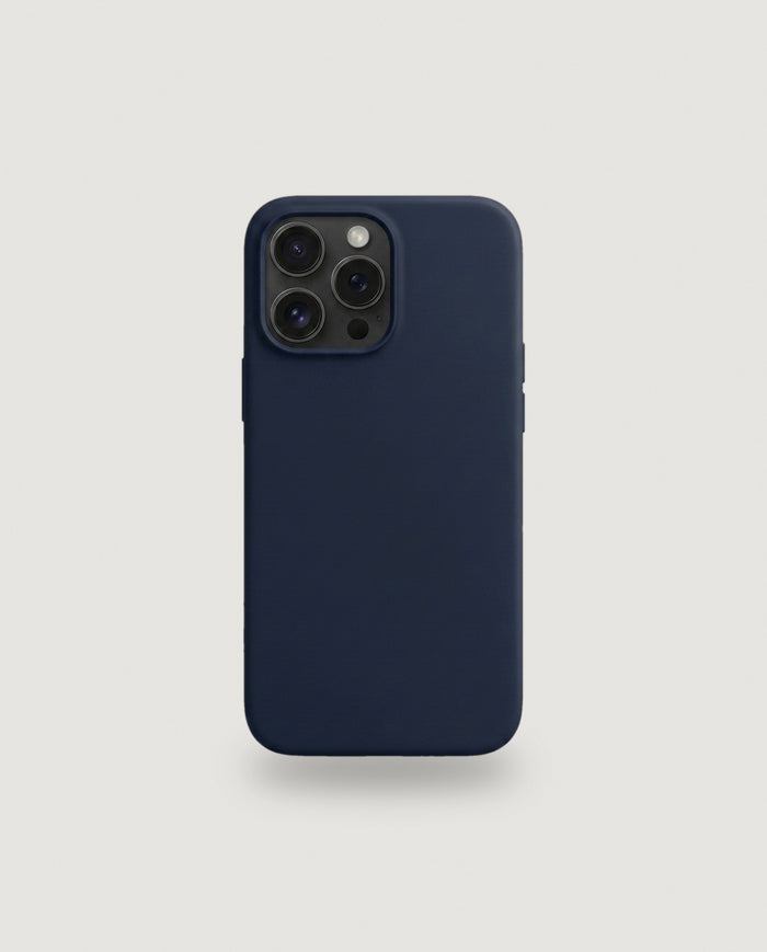 Sílikon hulstur | Dökkblátt (iPhone 15 Pro Max / Venjulegt)
