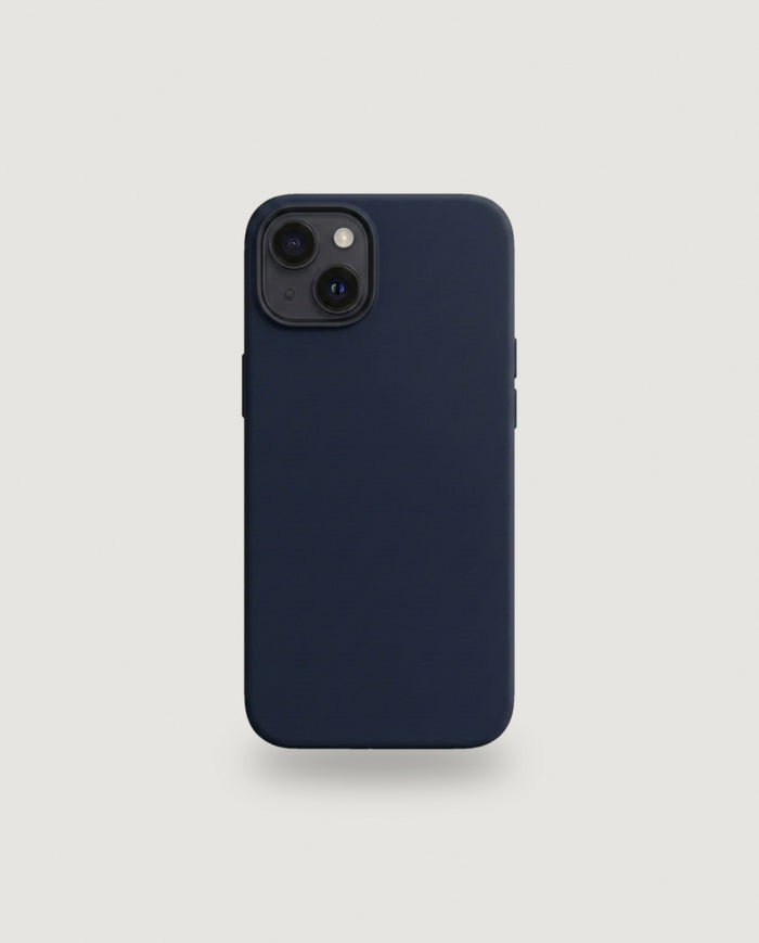 Sílikon hulstur | Dökkblátt (iPhone 16 / Venjulegt)
