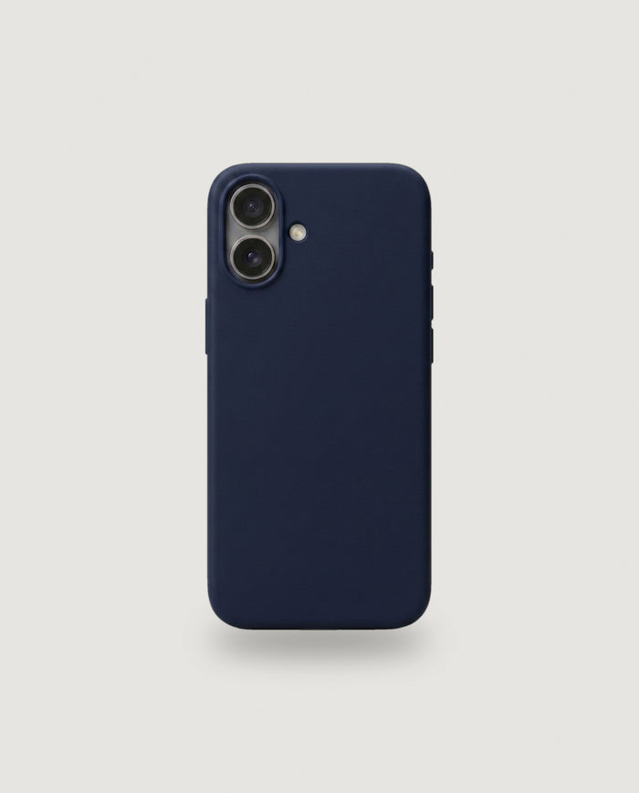 Sílikon hulstur | Dökkblátt (iPhone 16e / Venjulegt)