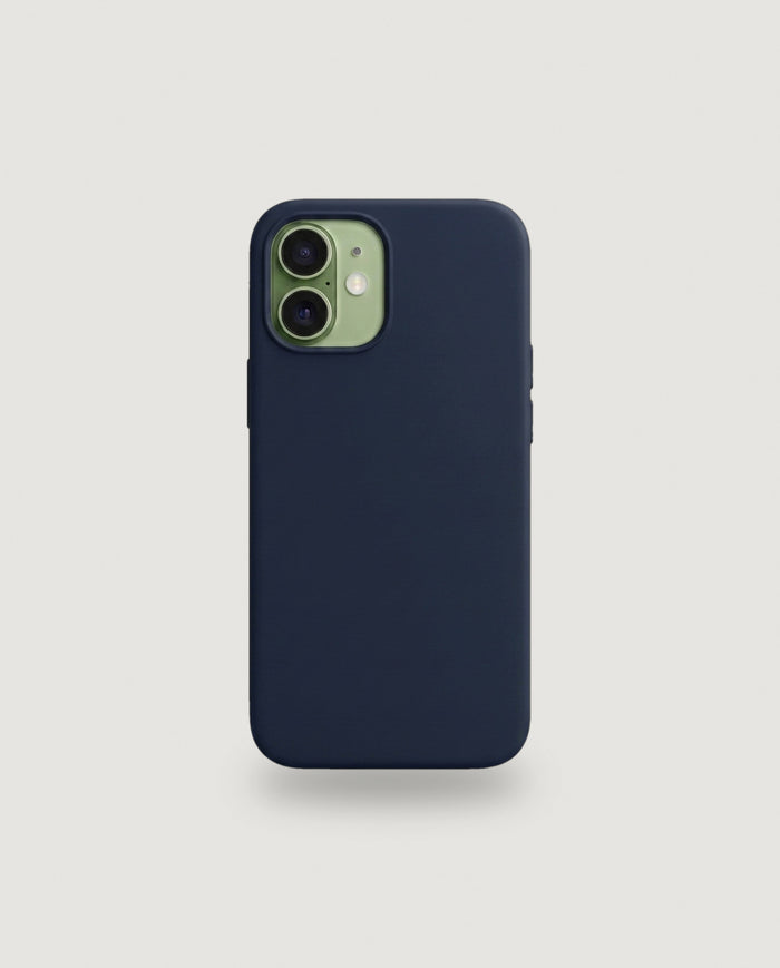 Sílikon hulstur | Dökkblátt (iPhone 17 / Venjulegt)